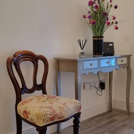 Superb 4 Bed / 3 Bath In