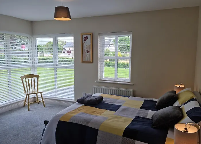 度假居 Superb 4 Bed / 3 Bath In